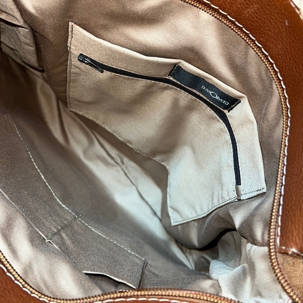 Flavi Olivera Brown Leather Shoulder Bag - Picture 8 of 10
